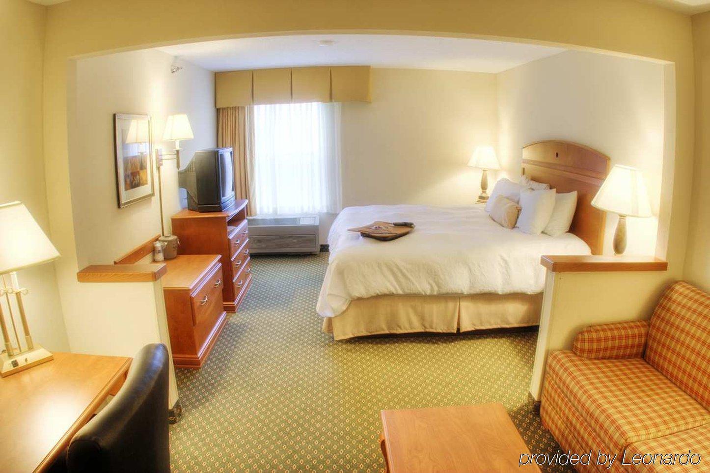 Surestay By Best Western Forsyth Decatur Room photo