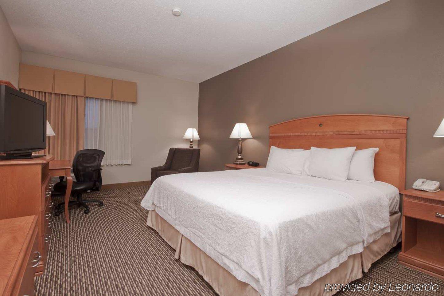 Surestay By Best Western Forsyth Decatur Exterior photo